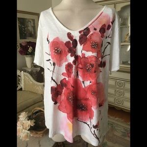 Lane Bryant floral short sleeve top size 18/20